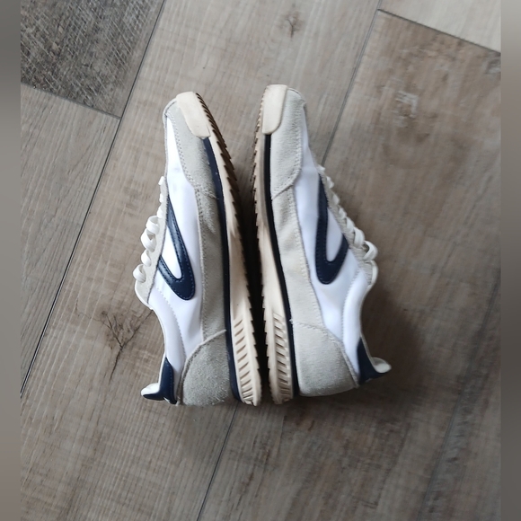 Tretorn Rawlins Sneakers in White and dark Blue. Size 7 - Picture 5 of 9